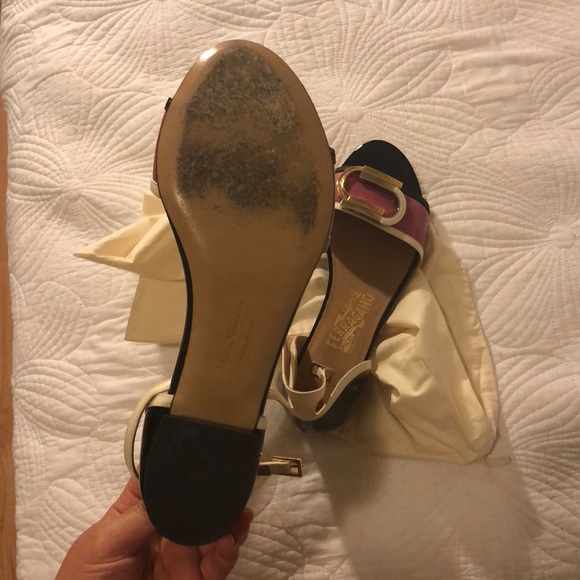 Ferragamo heeled sandals - Picture 4 of 5